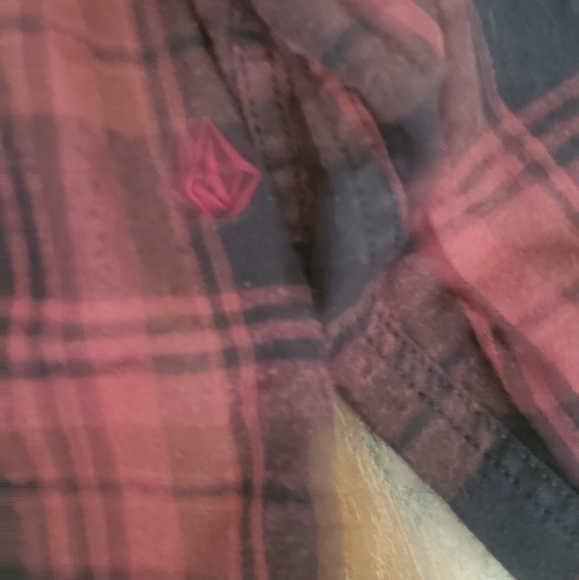 Volcom Button-up Flannel Red Boys Size M - Picture 3 of 5